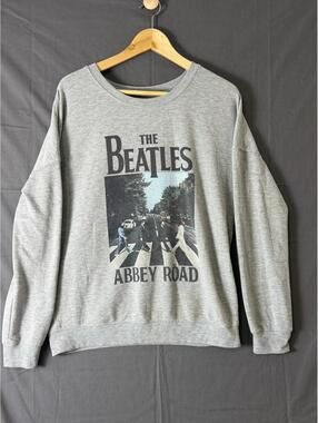 The Beatles Abbey Road Graphic Crewneck Sweatshirt Gray M